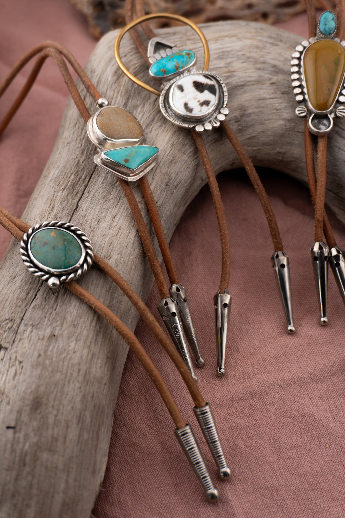 Umpqua River Rock Bolo