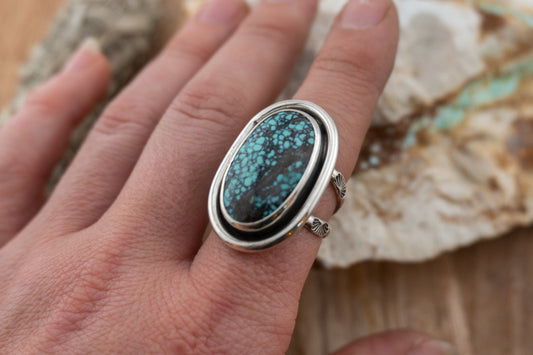 Spider-Wed Turquoise Ring | Size 9.5