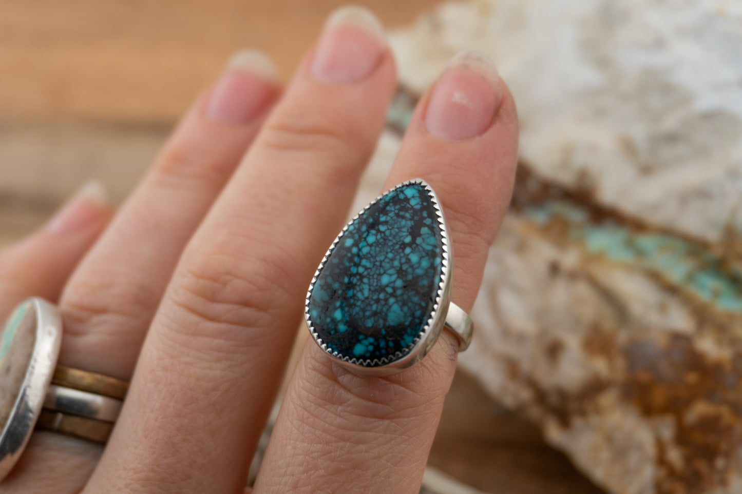 Moody Spiderweb Turquoise | 6.5