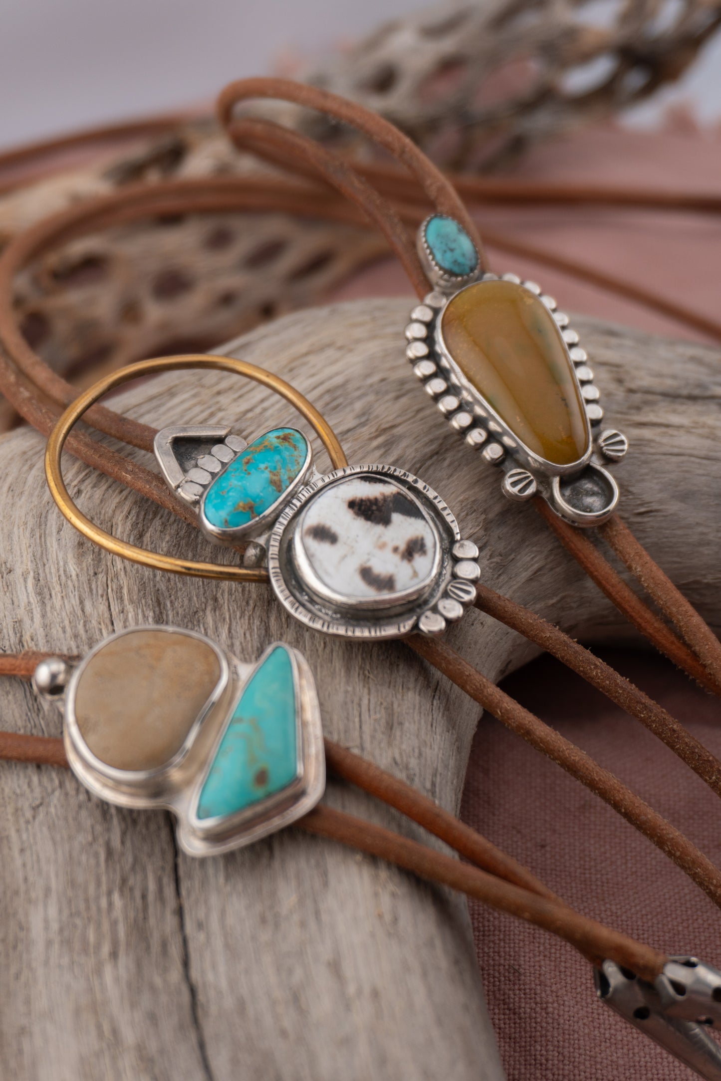 Umpqua River Rock Bolo