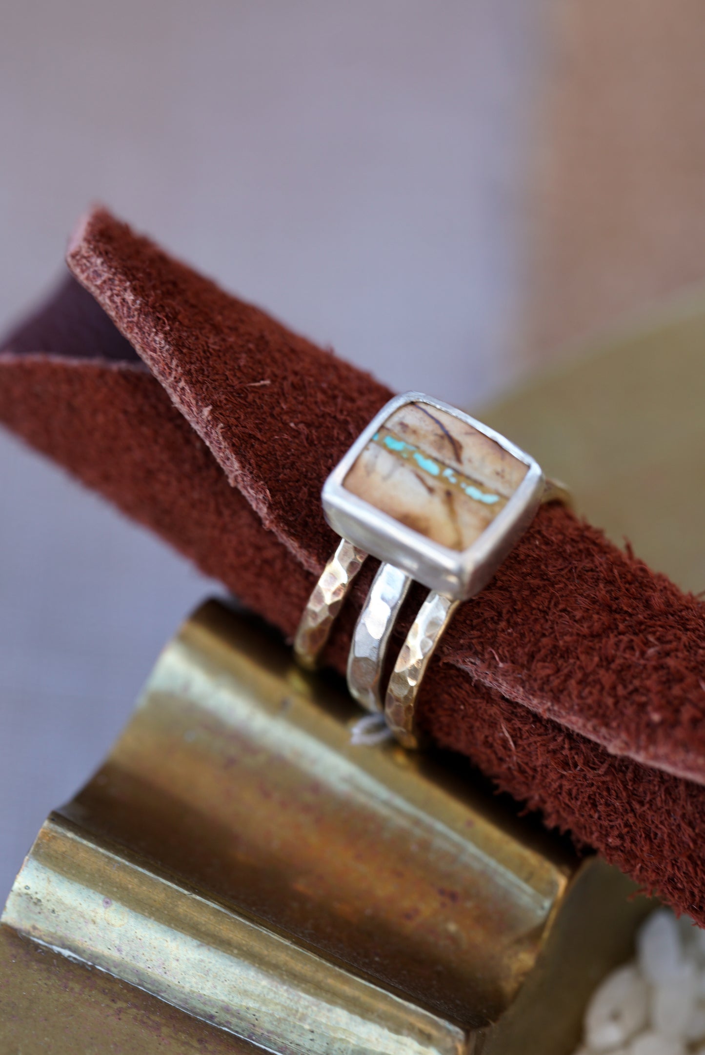 Royston Ribbon Brass Stacker Set | Size 8.5