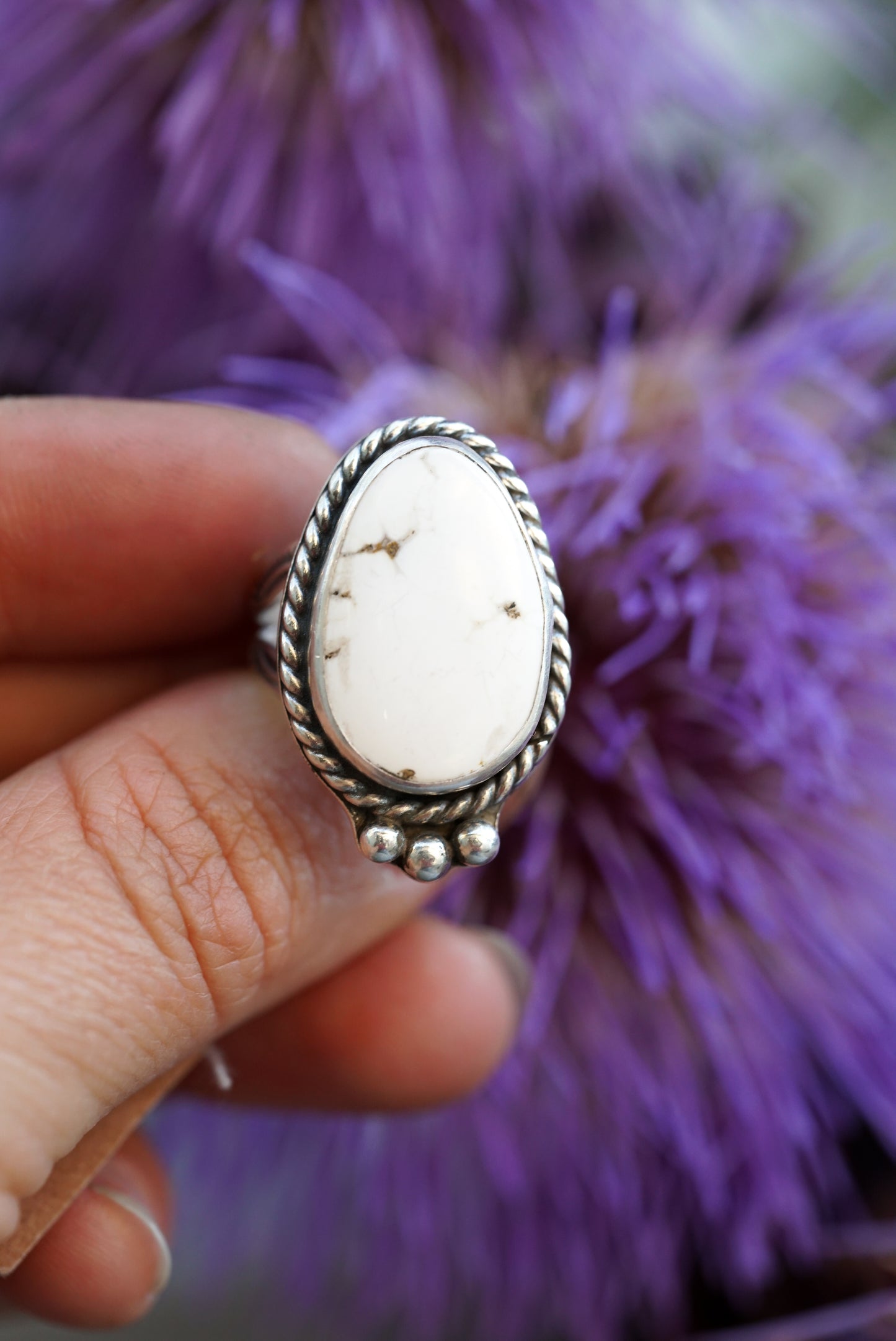 White Buffalo Turquoise | Size 7