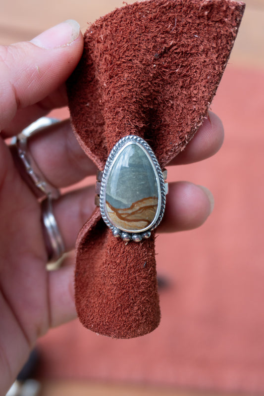 Oregon Landscape Jasper Brass Stacking Set | Size 7.5