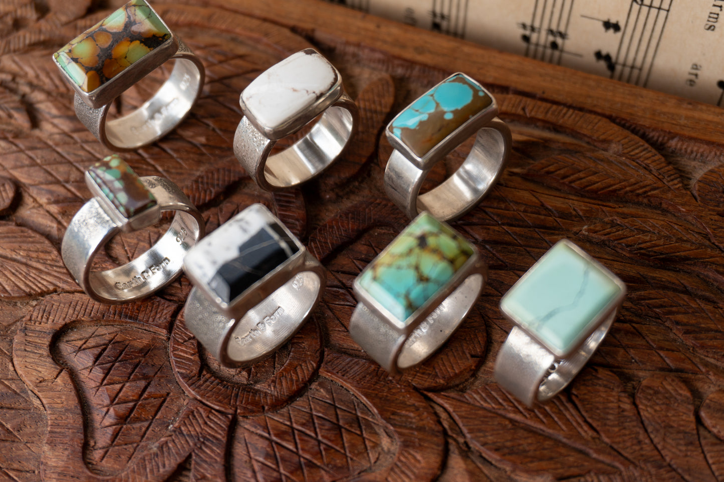 Chunky Turquoise Ring | White Buffalo | Size 8.5