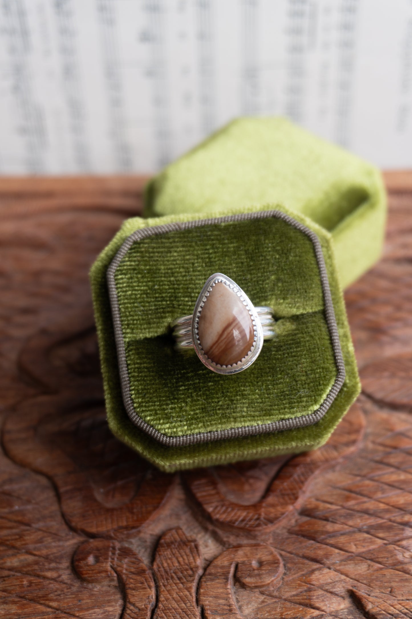 Oregon Jasper | Size 7.5